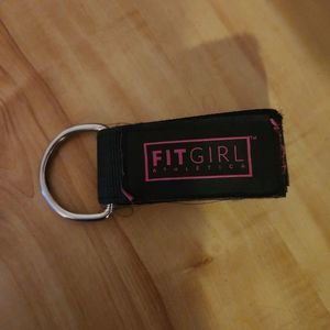 Ankle strap for cable machines